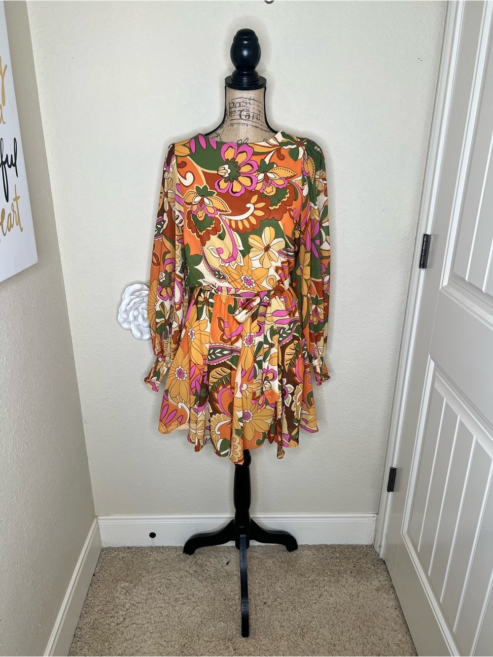 NTM: Flying Tomato Retro Floral Long Sleeve Mini Dress Small NWOT